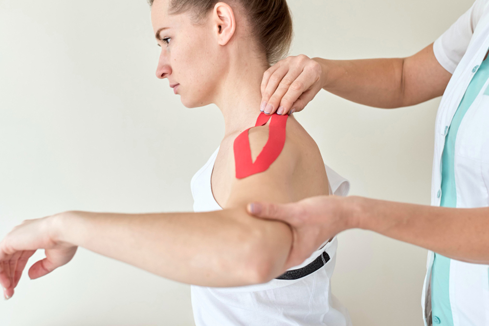 How Kinesio Tape May Relieve Shoulder Pain